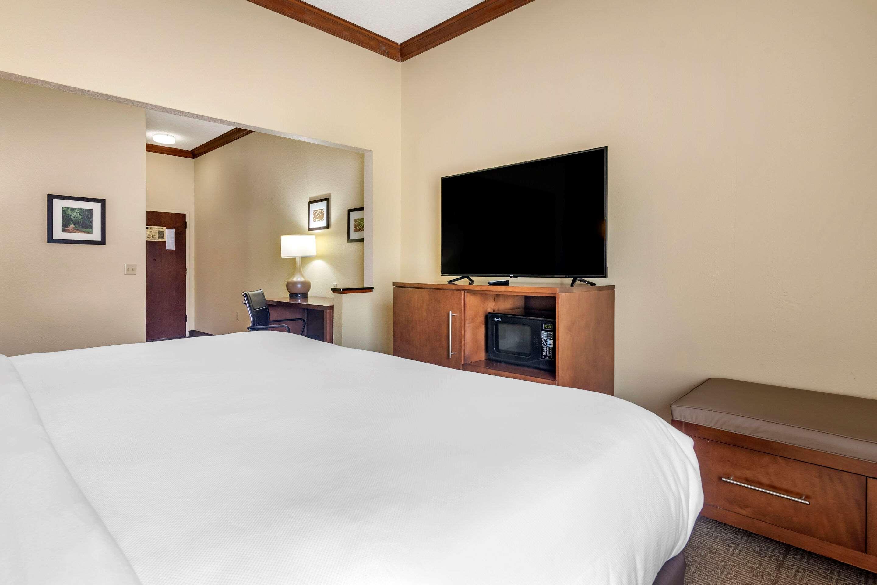 Comfort Inn & Suites Statesboro - University Area Экстерьер фото
