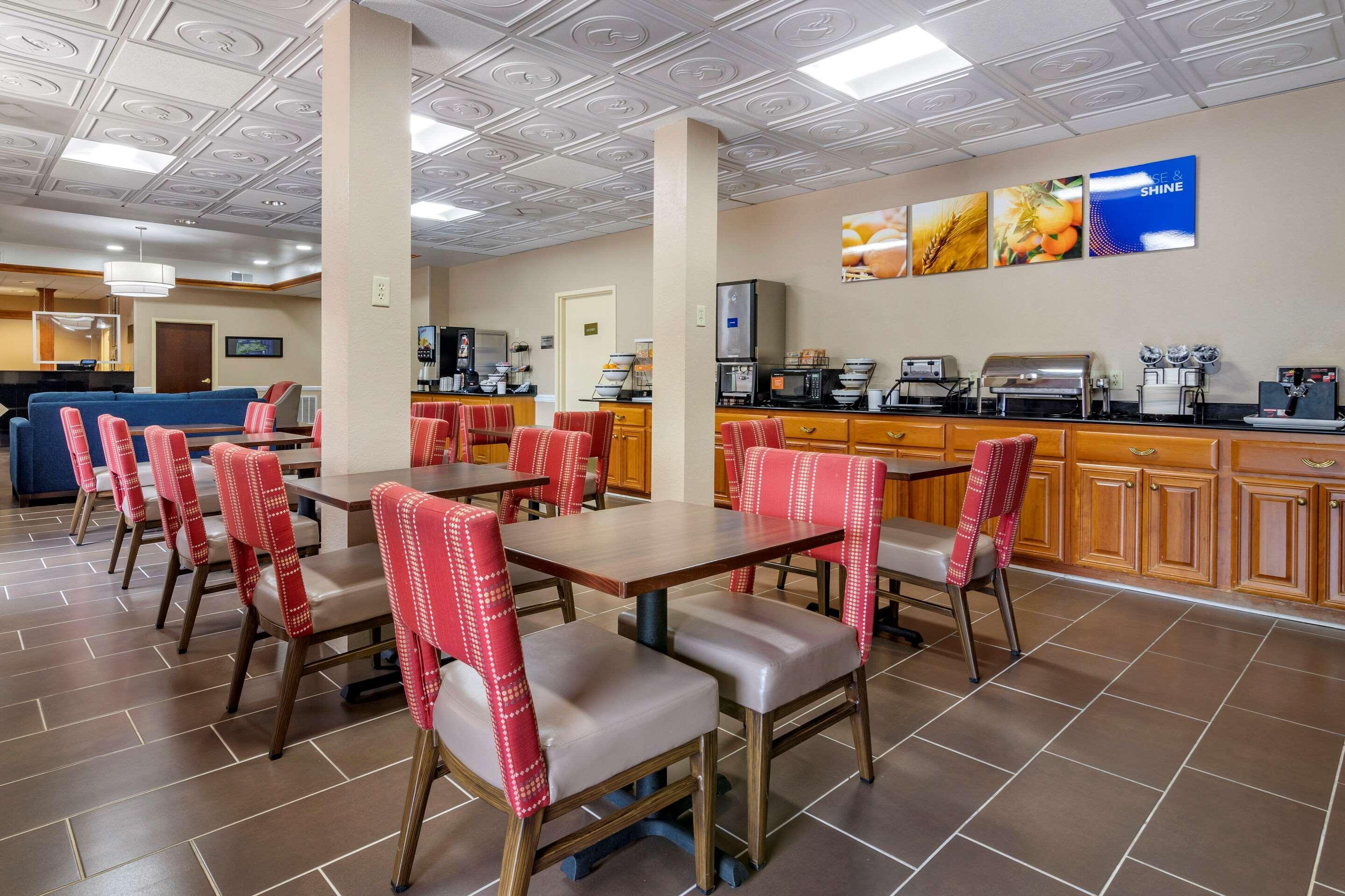 Comfort Inn & Suites Statesboro - University Area Экстерьер фото