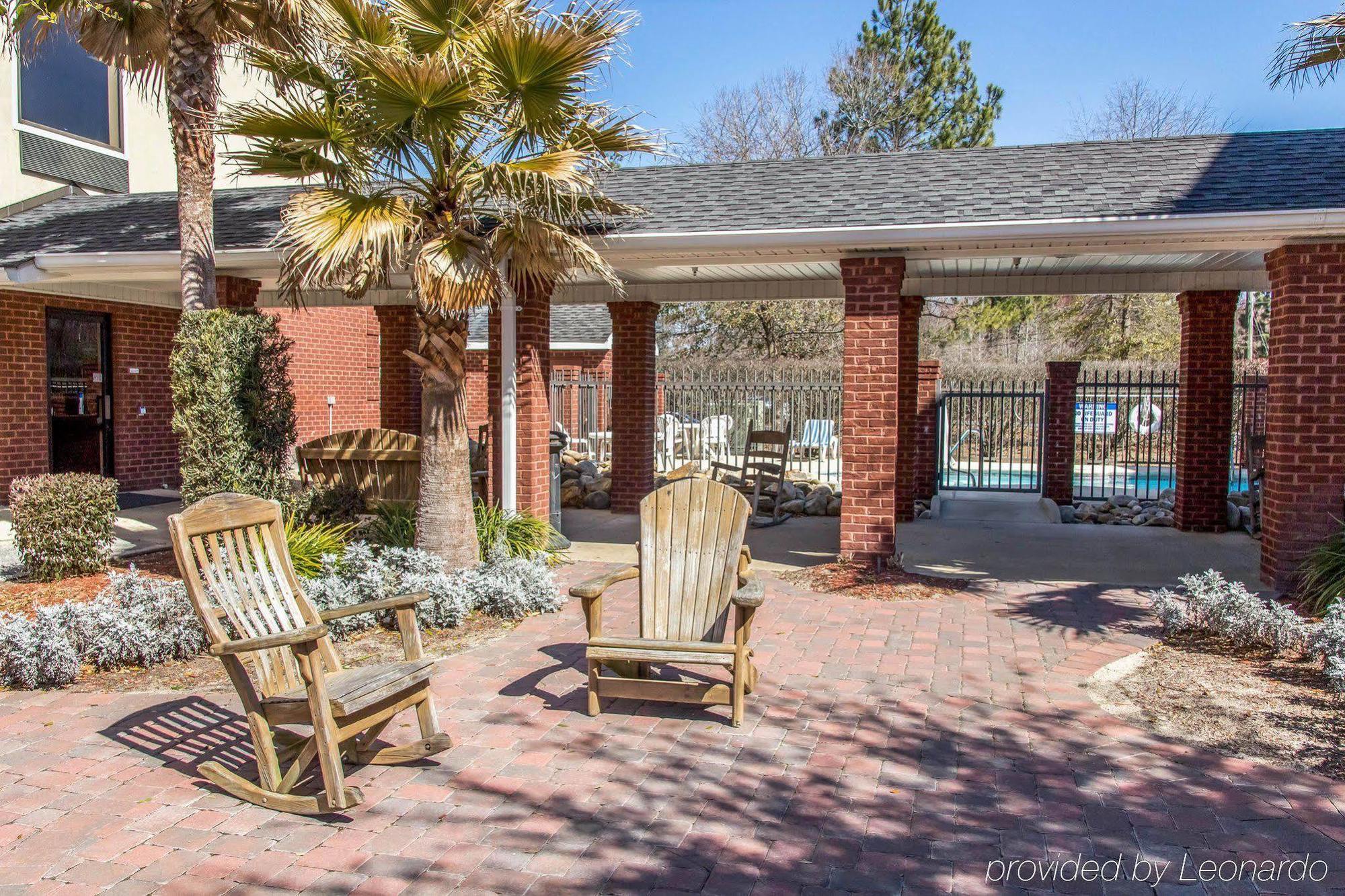 Comfort Inn & Suites Statesboro - University Area Экстерьер фото